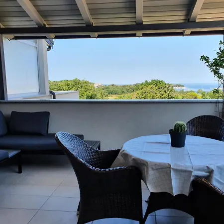 4 Molindrio * Porec