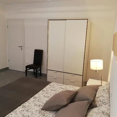 4 Molindrio Porec